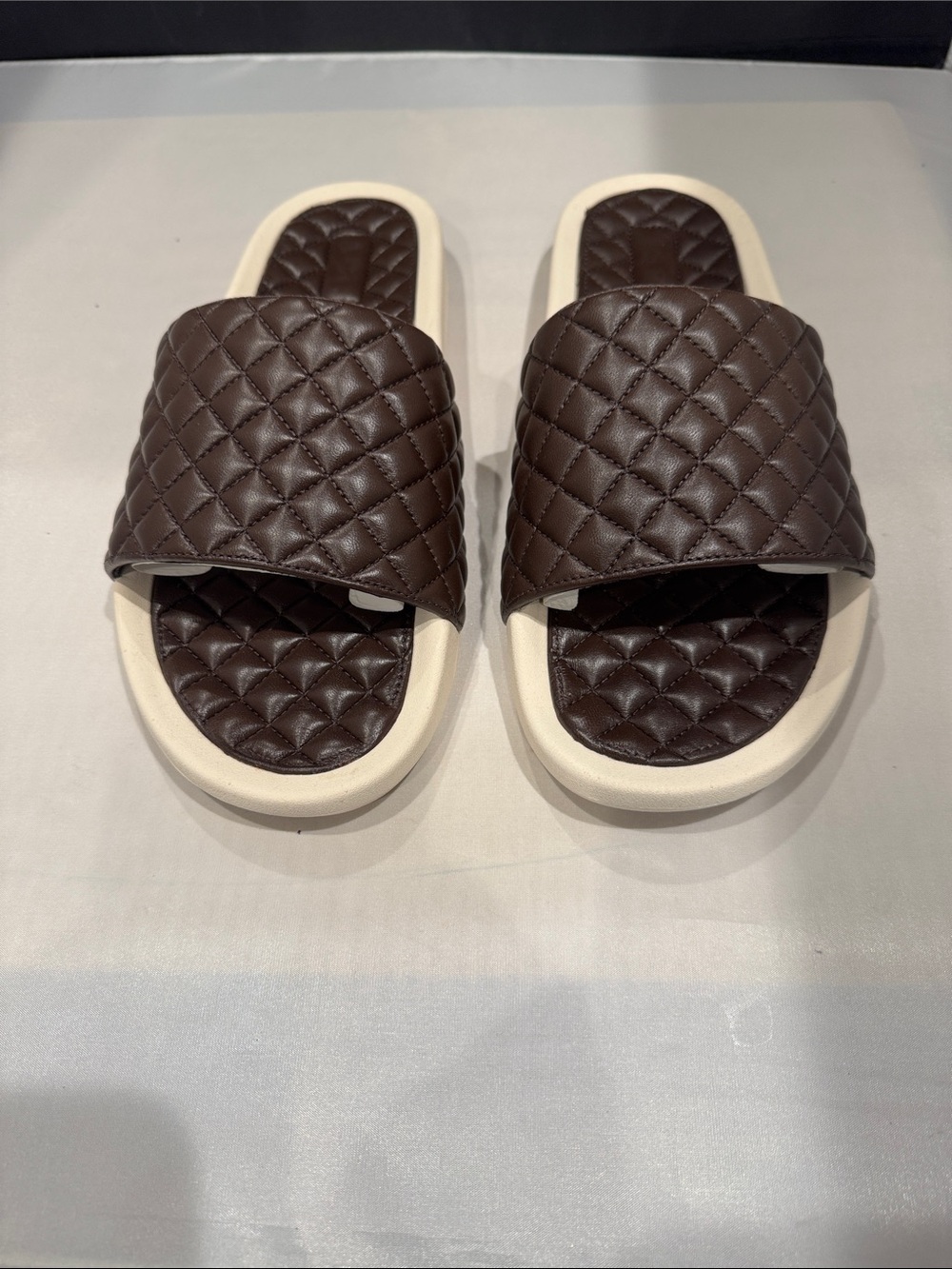 APL men’s Lusso Quilted Brown Leather slides with Cream Soles - Picture 2 of 7